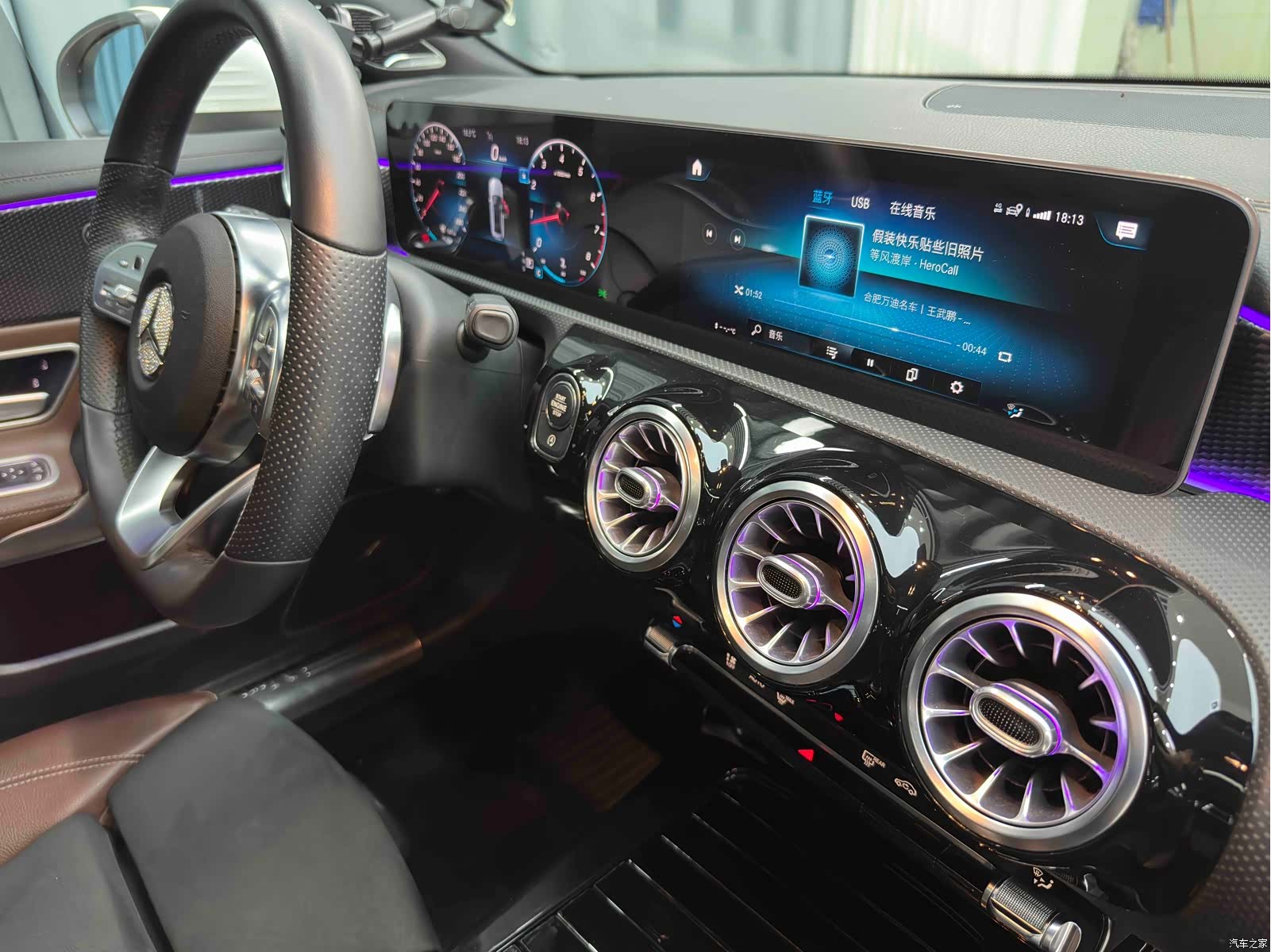 Mercedes-Benz A-Class, 2019 27