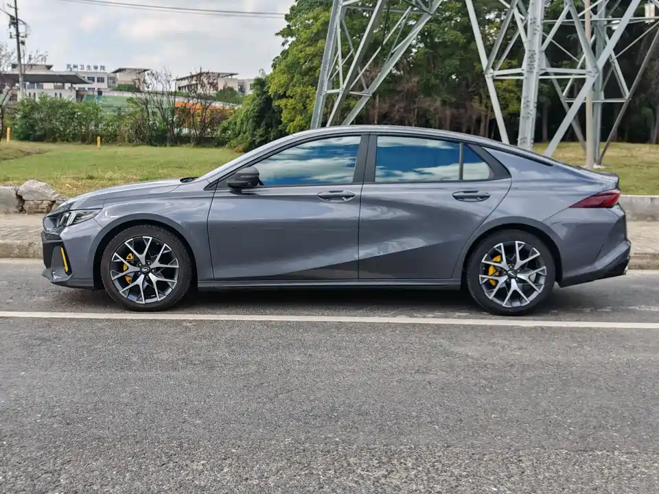 Trumpchi Shadow Leopard