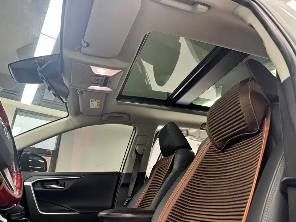 Toyota RAV4 Rongfang