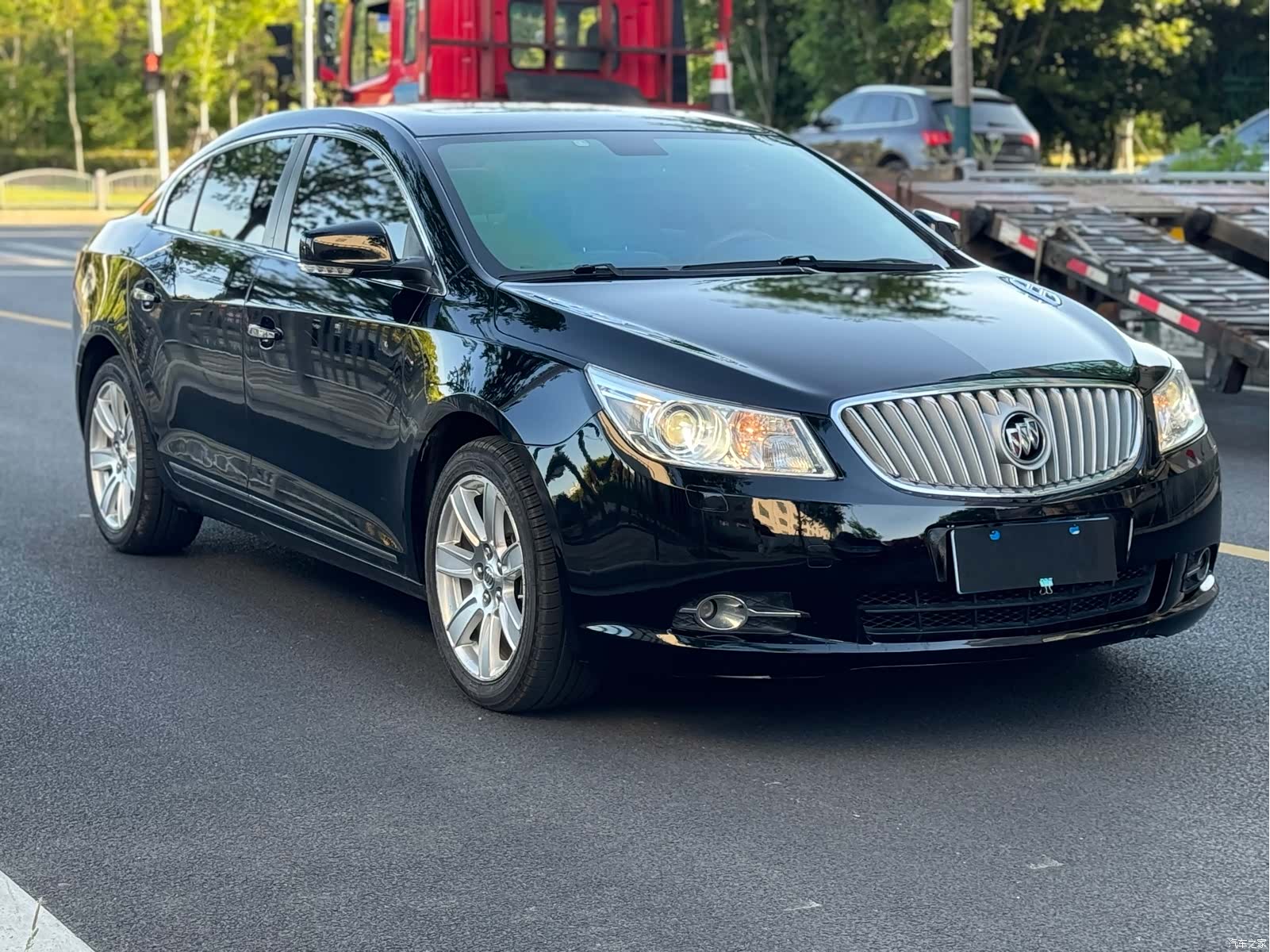 Buick LaCrosse, 2010 3