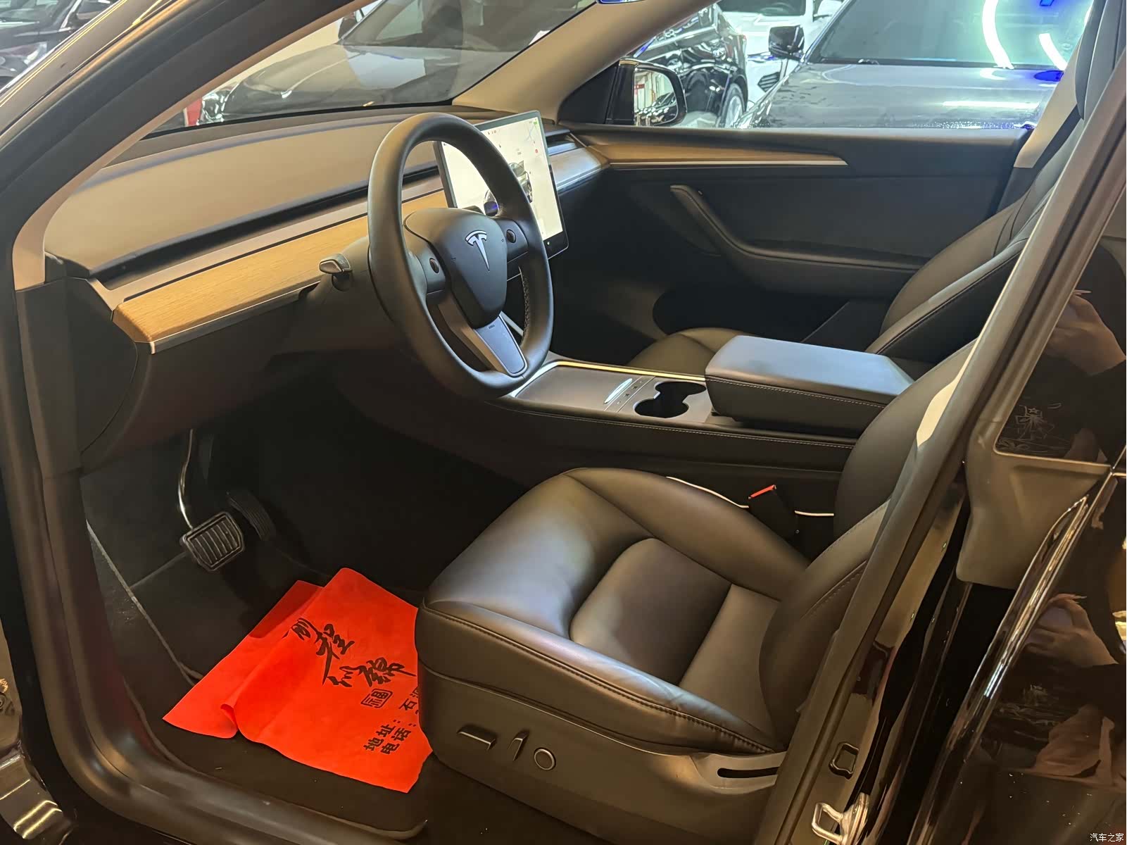 Tesla Model Y, 2021 4