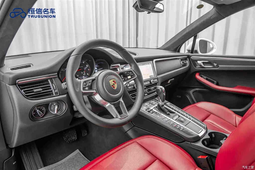 Porsche Macan, 2021 12