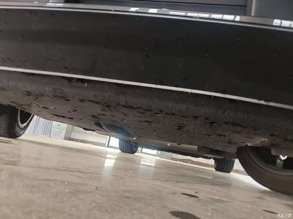 Li Auto L8, 2025 11