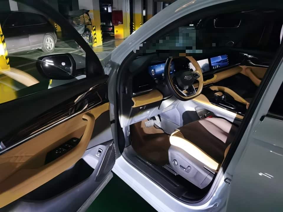 Geely Monjaro plug-in-hybrid