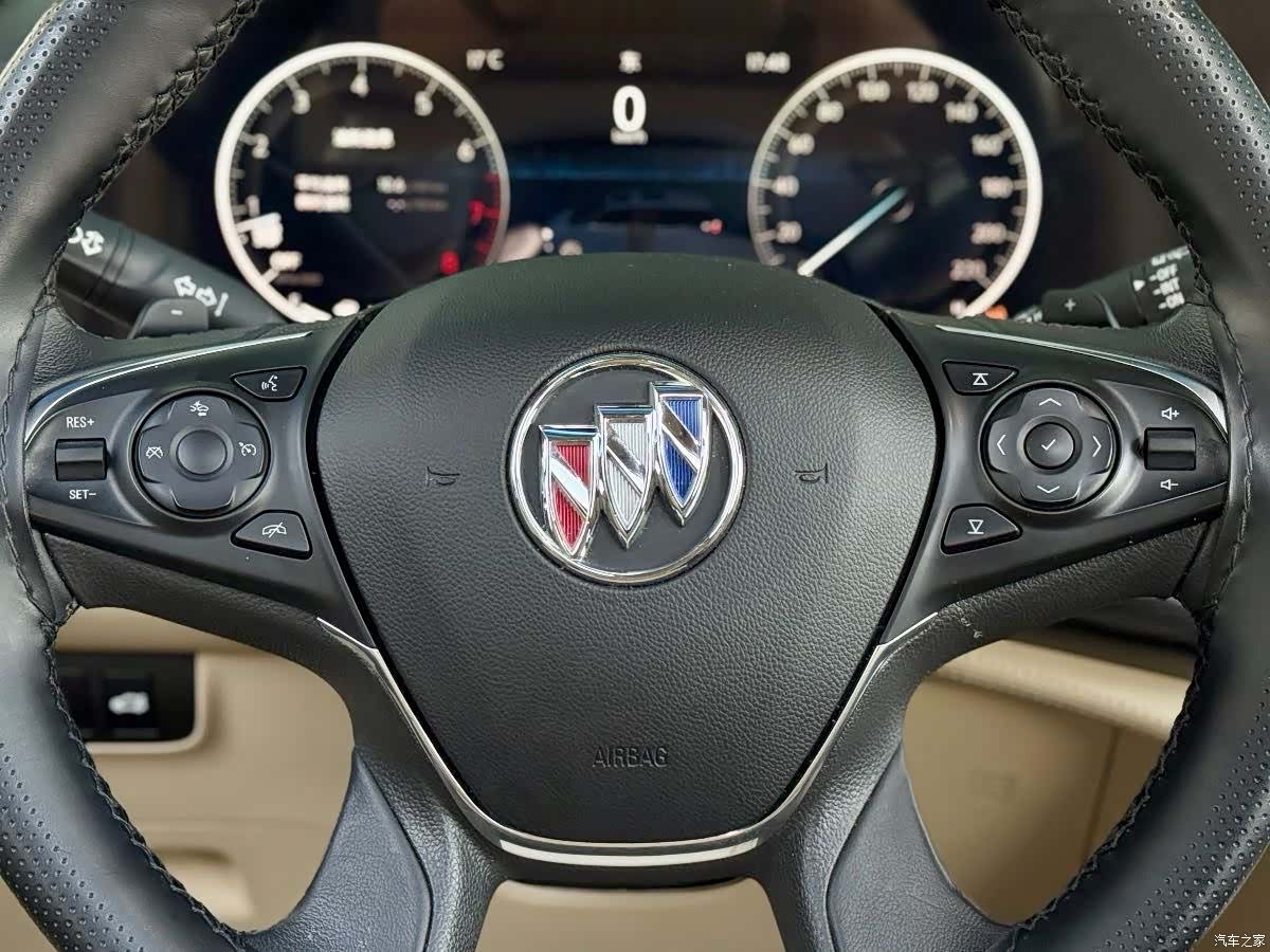 Buick GL8, 2023 9