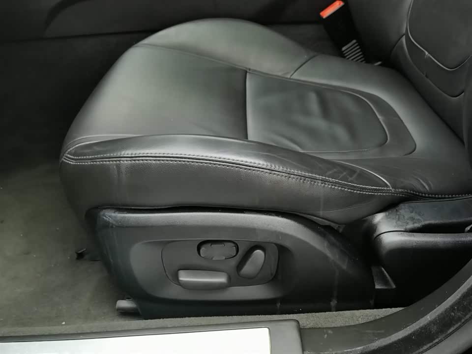 Jaguar XF Jaguar XF