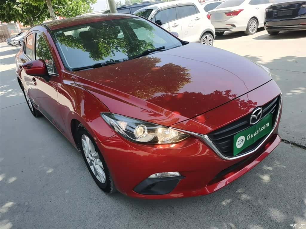 Mazda Mazda3, 2015 4