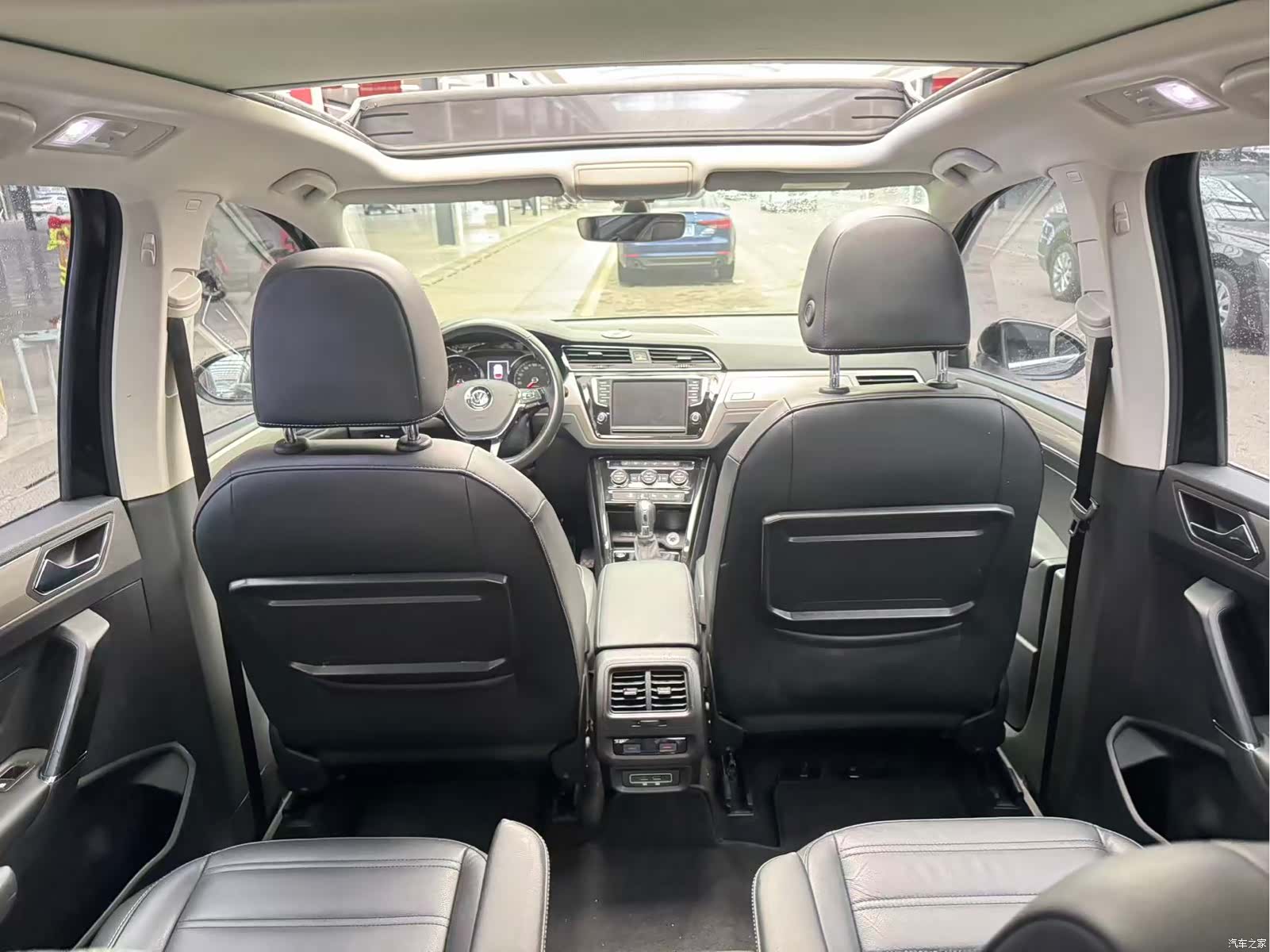 Volkswagen L, 2019 10