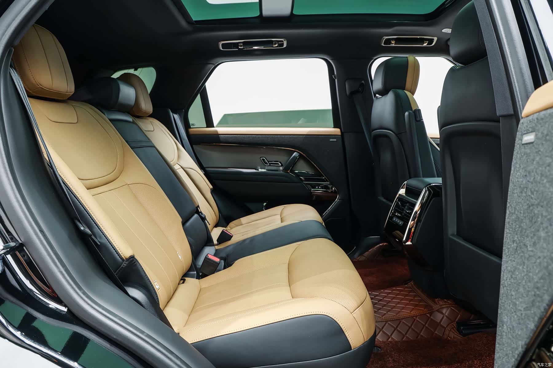 Land Rover Range Rover, 2023 11