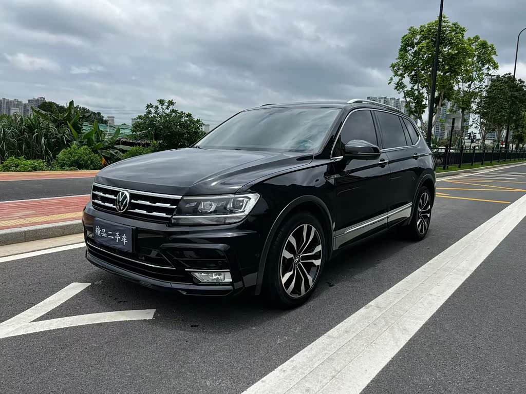 Volkswagen Tiguan L