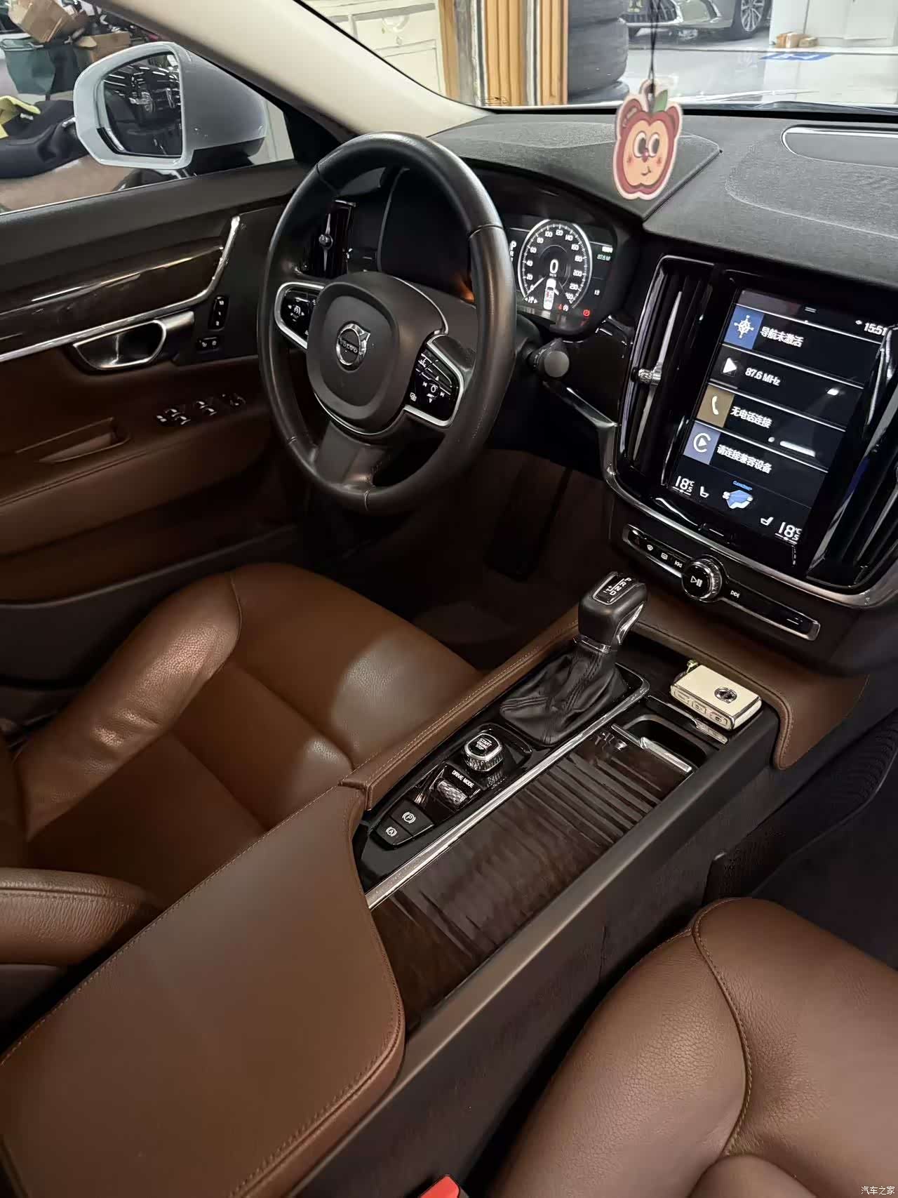 Volvo S90, 2019 10