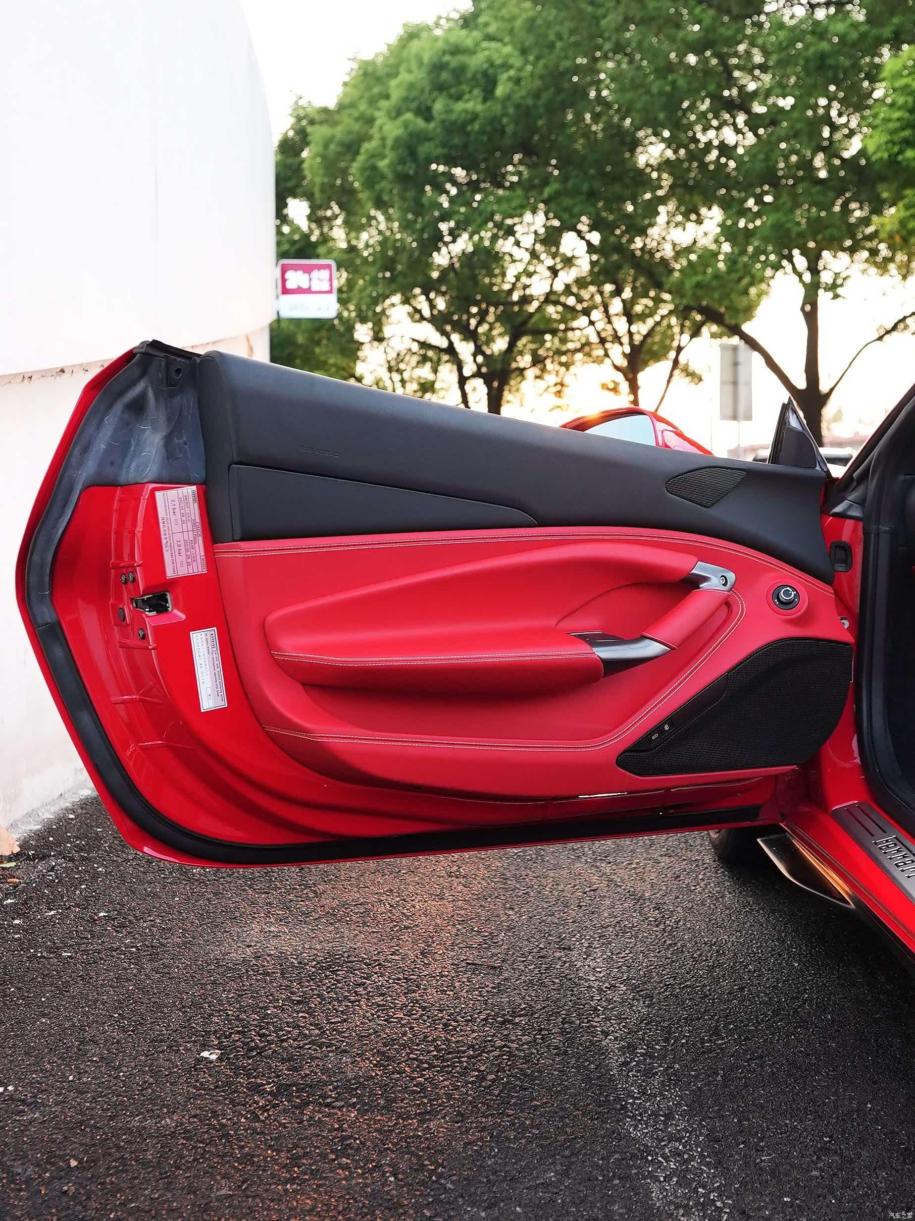 Ferrari F8, 2022 7