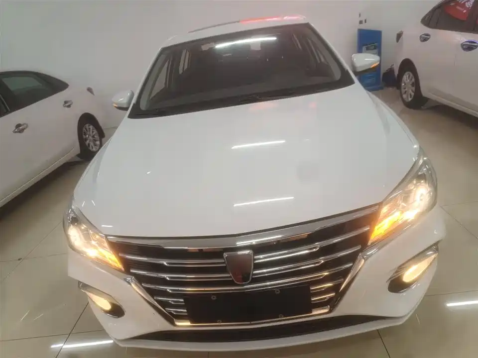 Roewe i5