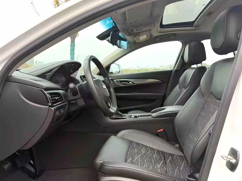 Cadillac ATS-L, 2018 4
