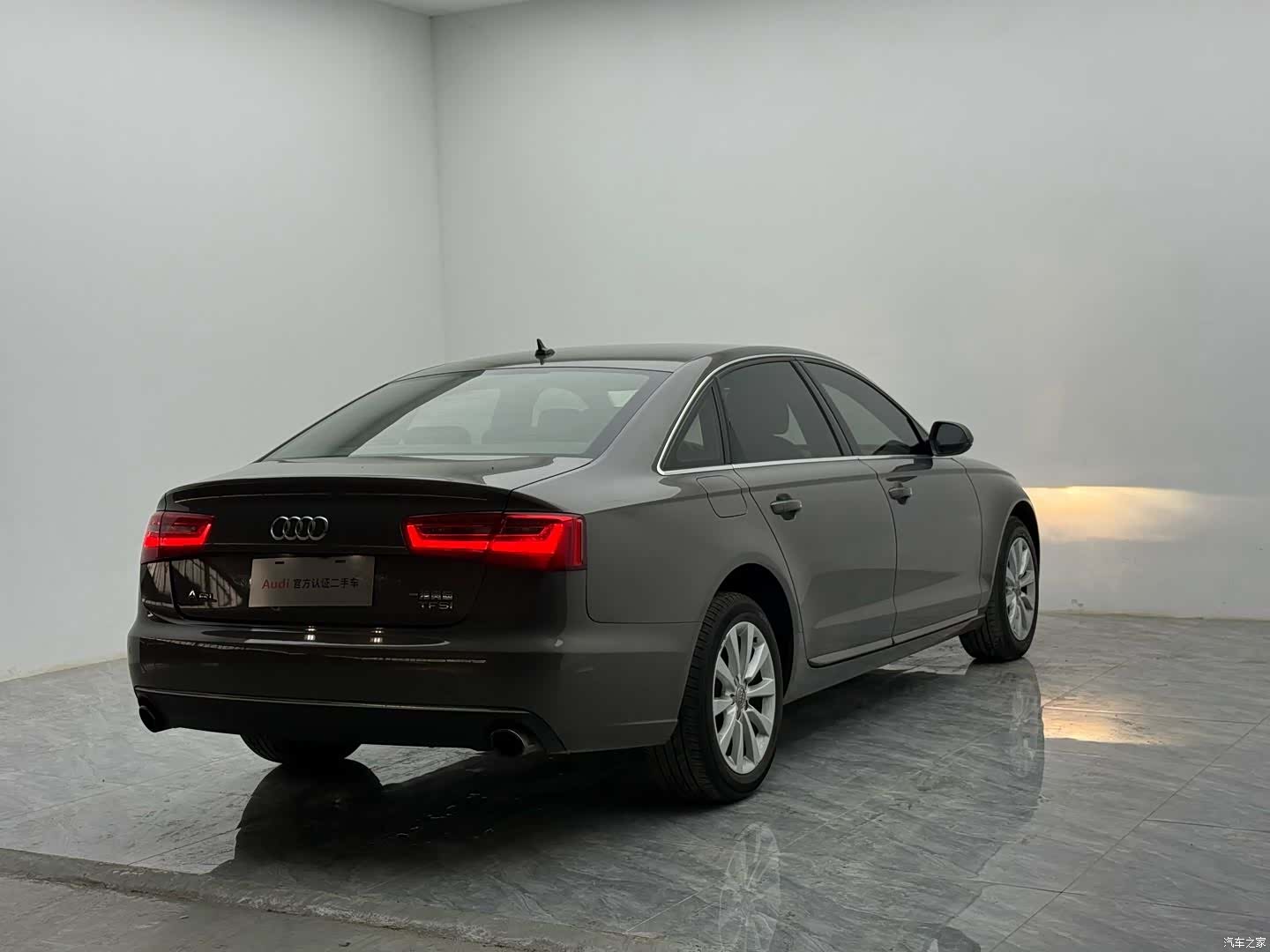 Audi A6L, 2015 13