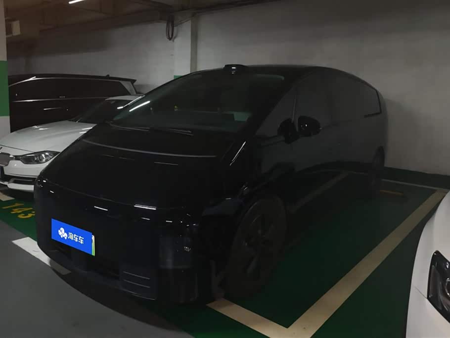 Li Auto MEGA