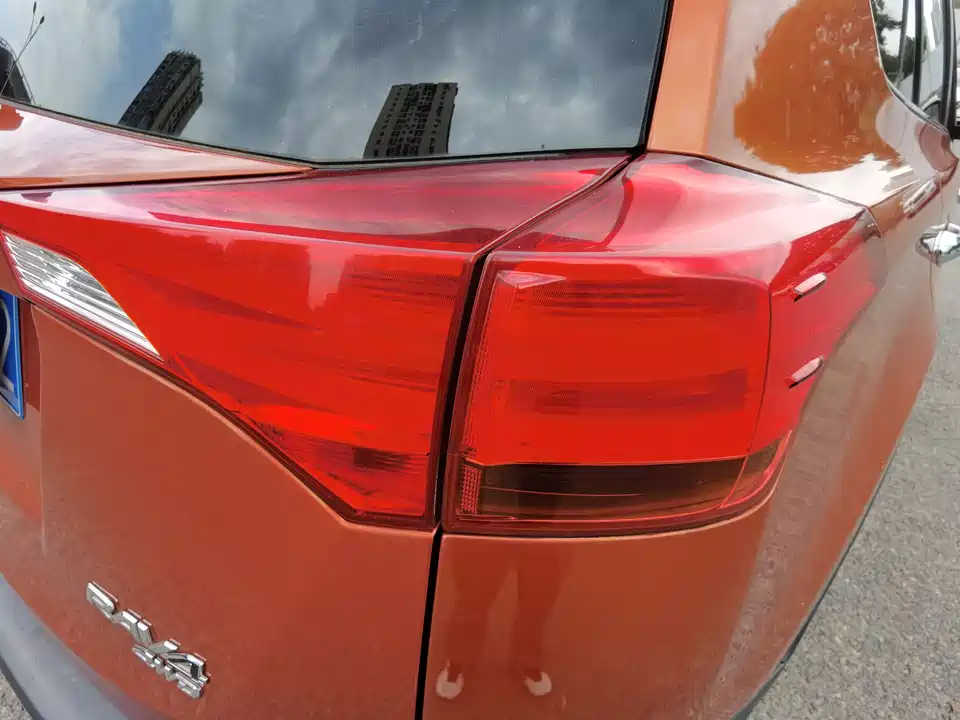 Toyota RAV4 Rongfang