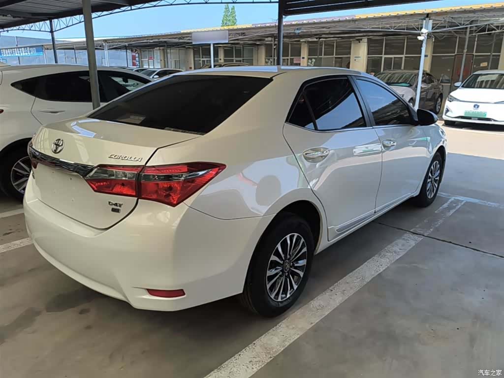 Toyota Corolla, 2017 все фото