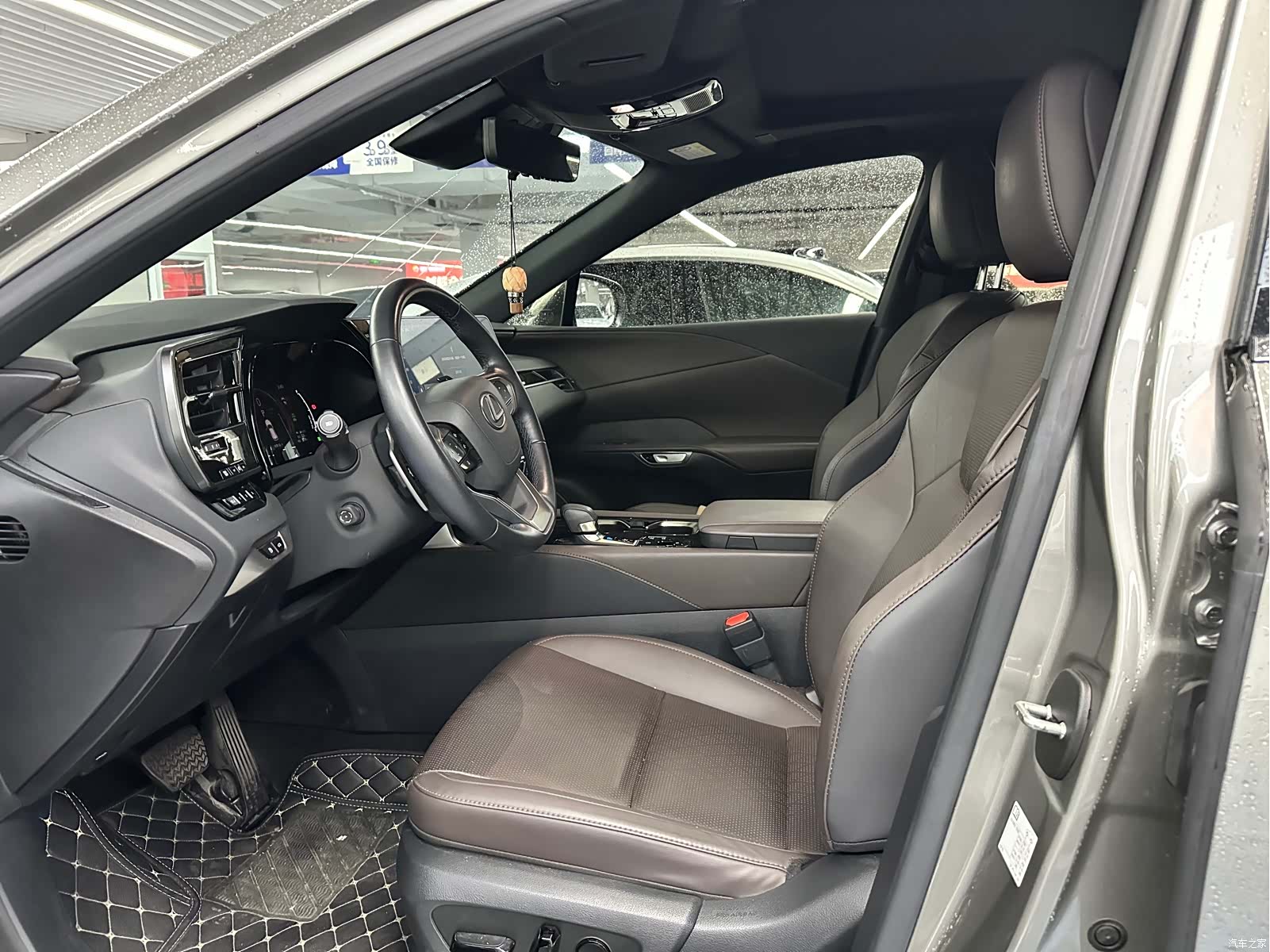 Lexus RX, 2023 8