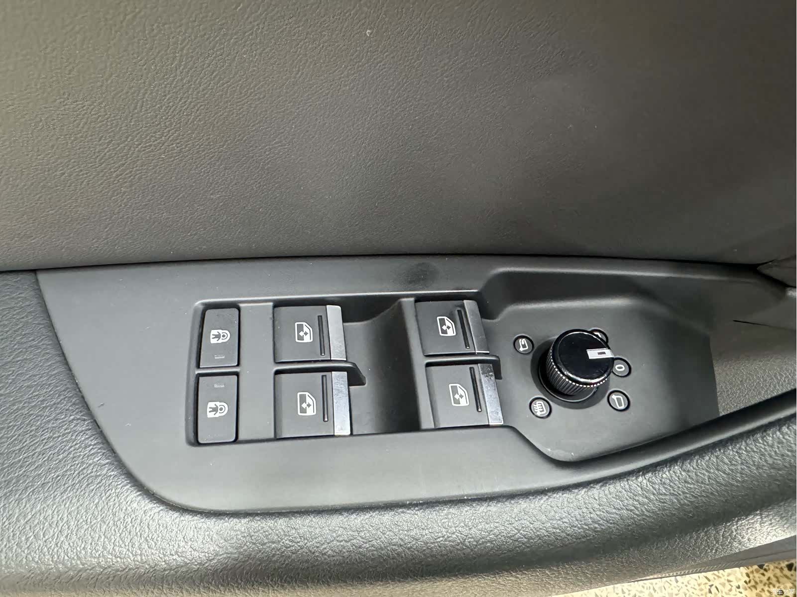 Audi A6L, 2020 15