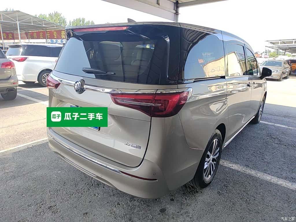 Buick GL8, 2023 7