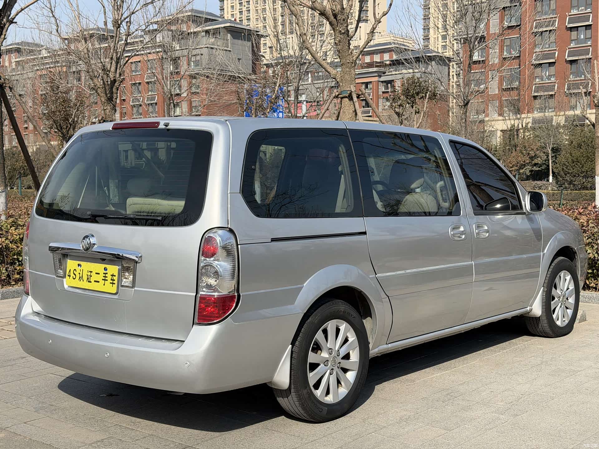 Buick GL8, 2016 12