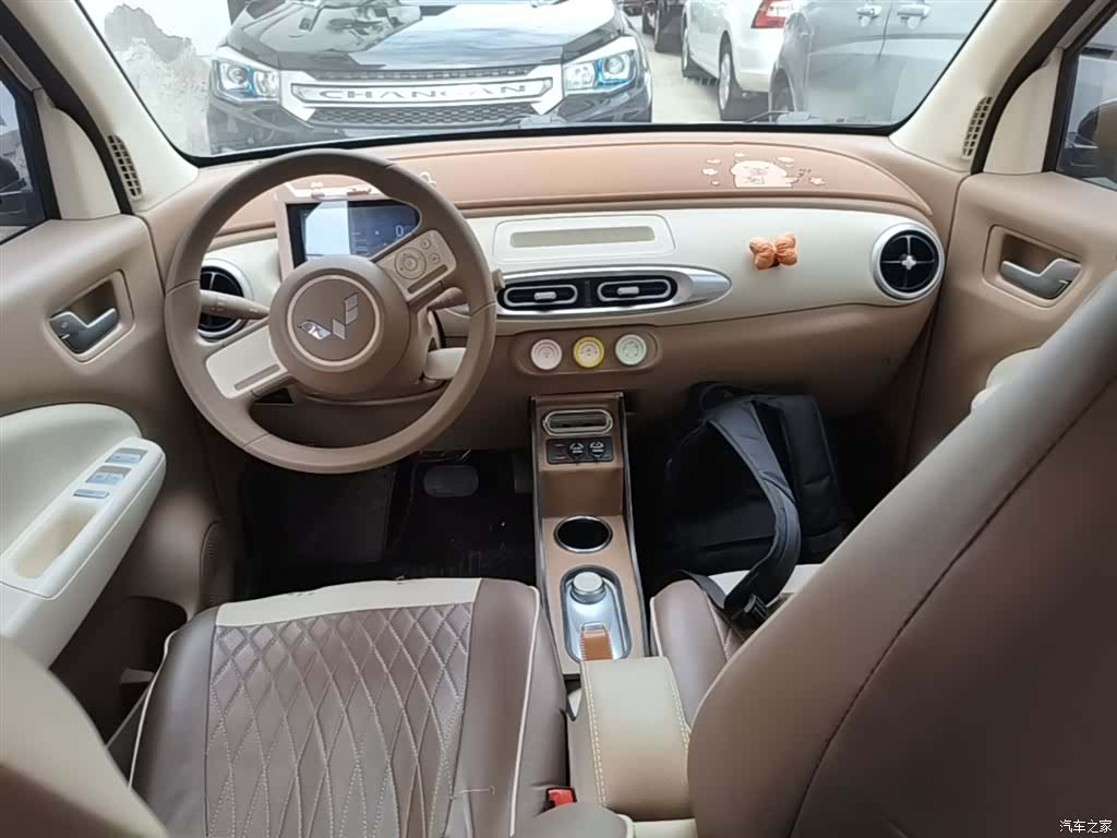 Wuling MINIEV, 2025 10