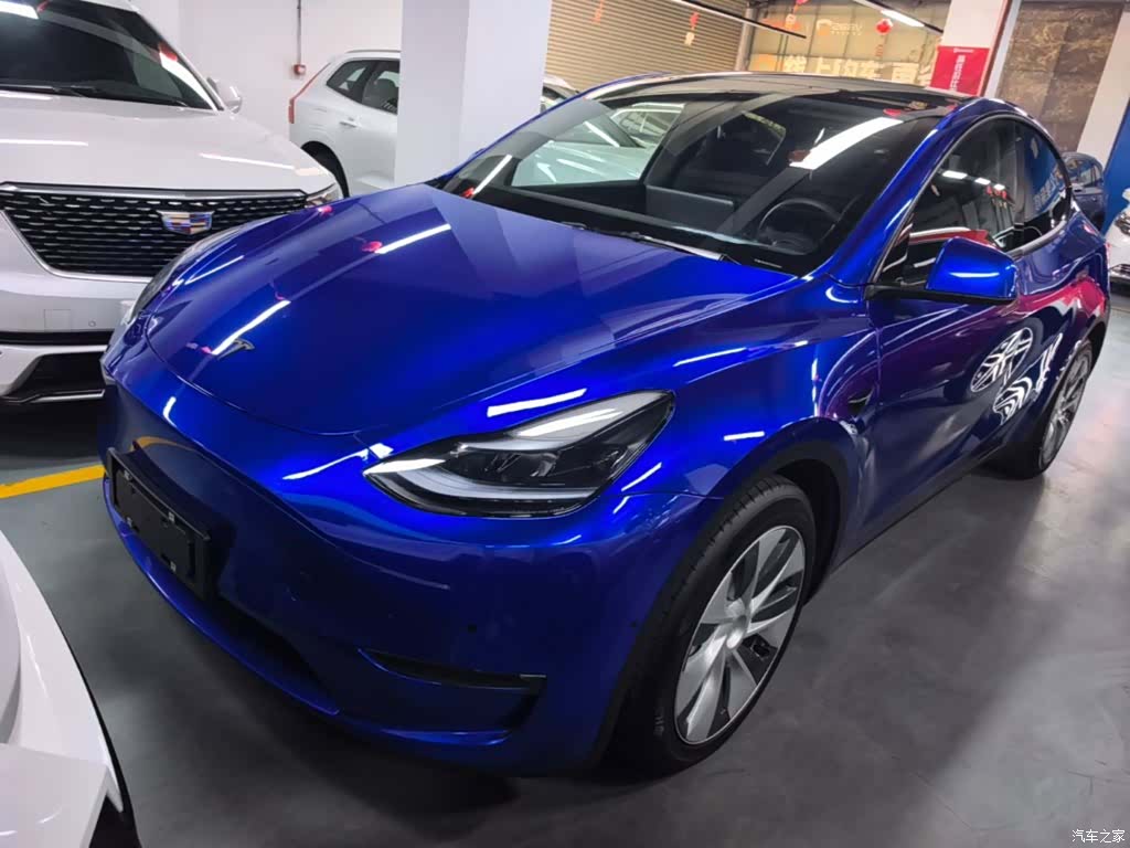 Tesla Model Y, 2021 1