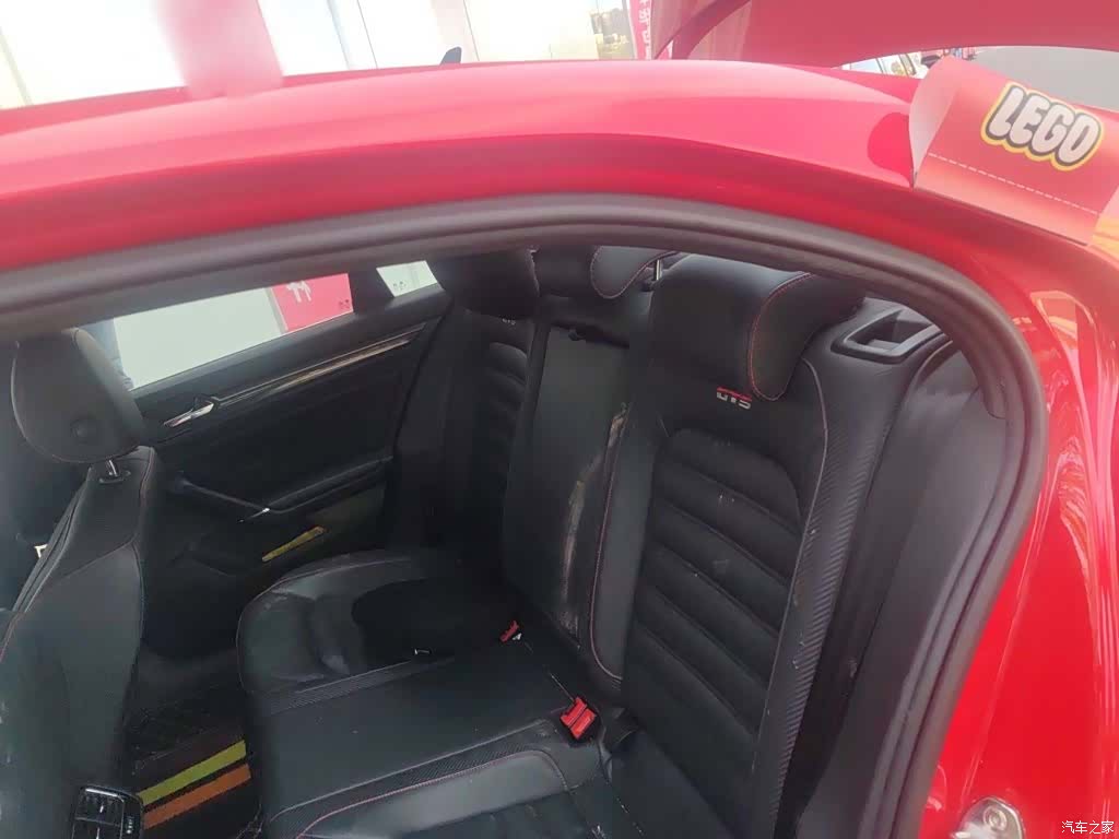 Volkswagen Lamando, 2016 15