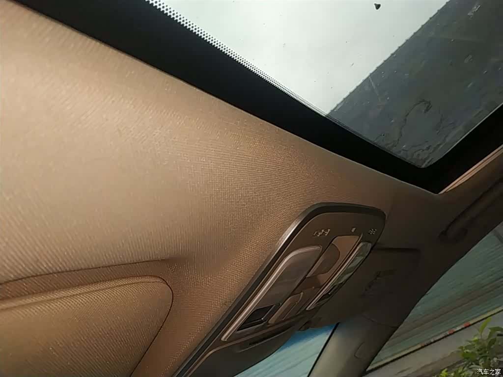 Geely Emgrand, 2018 18