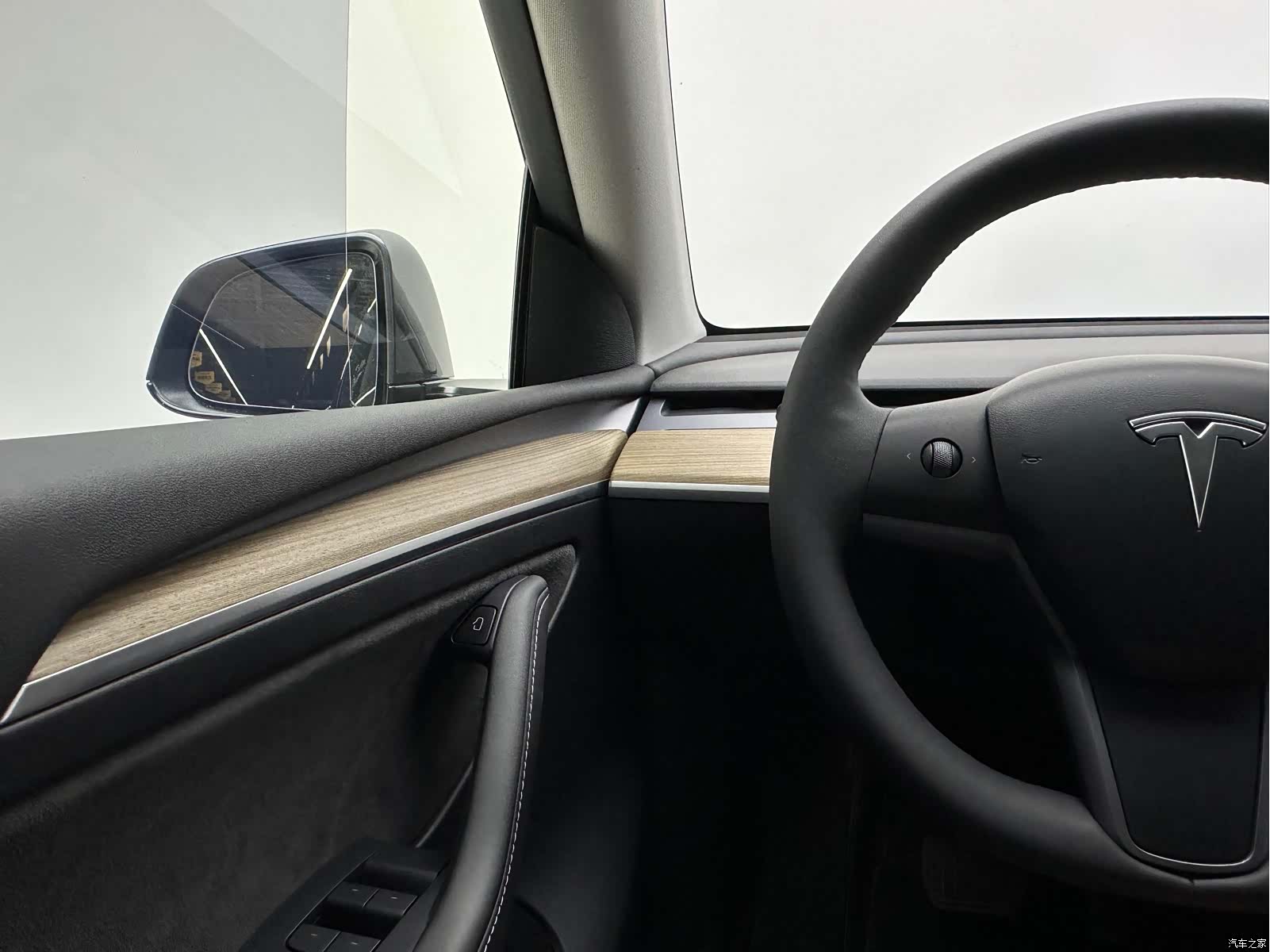 Tesla Model Y, 2021 20