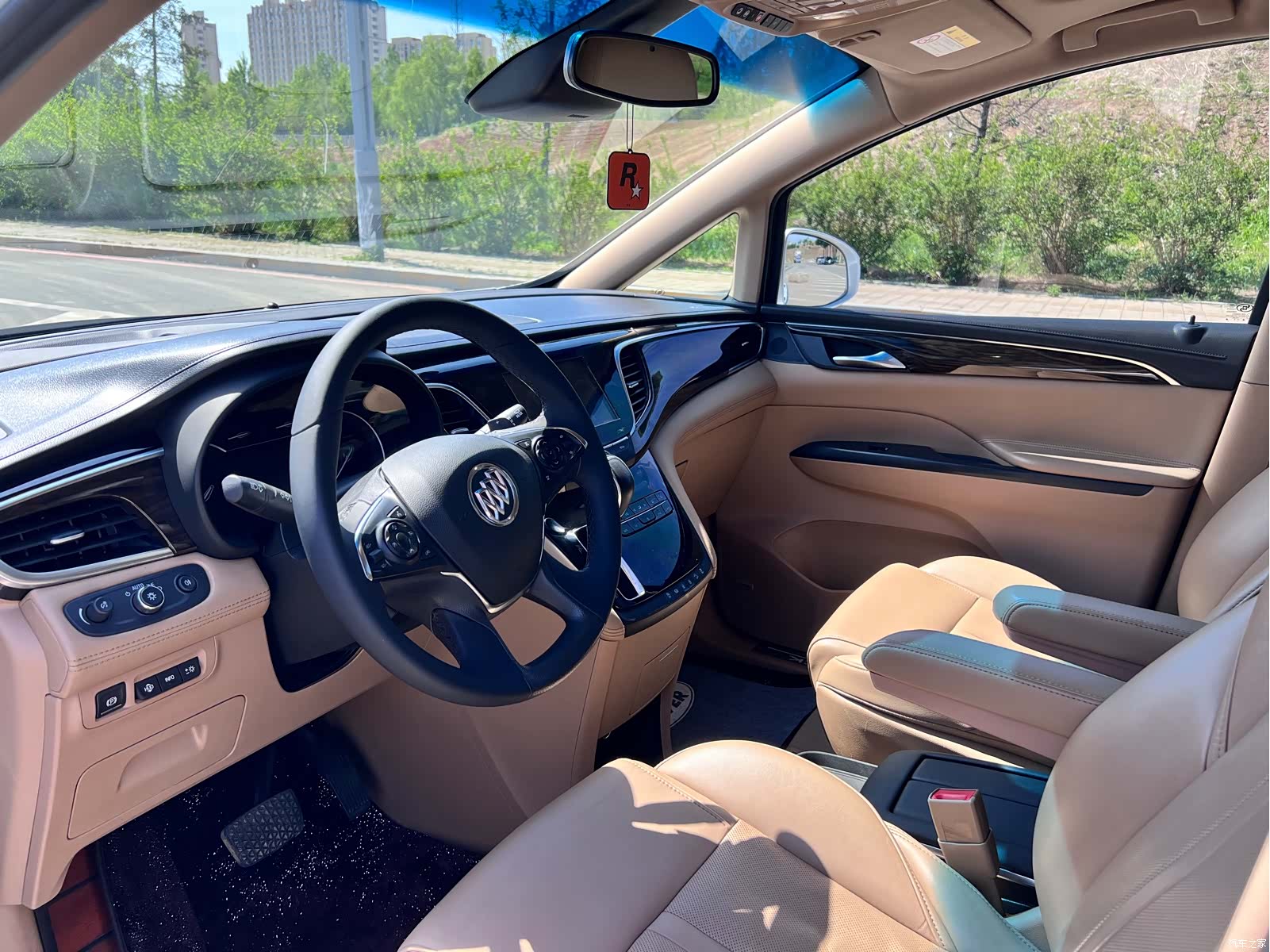 Buick GL8, 2018 4