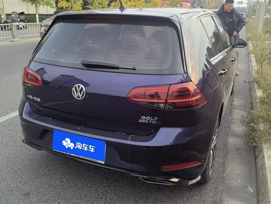 Volkswagen golf