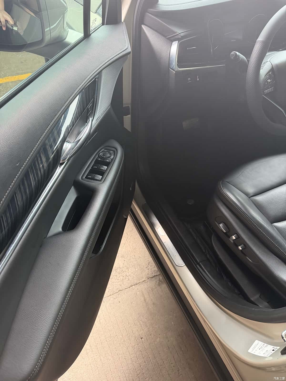 Cadillac XT6, 2022 13