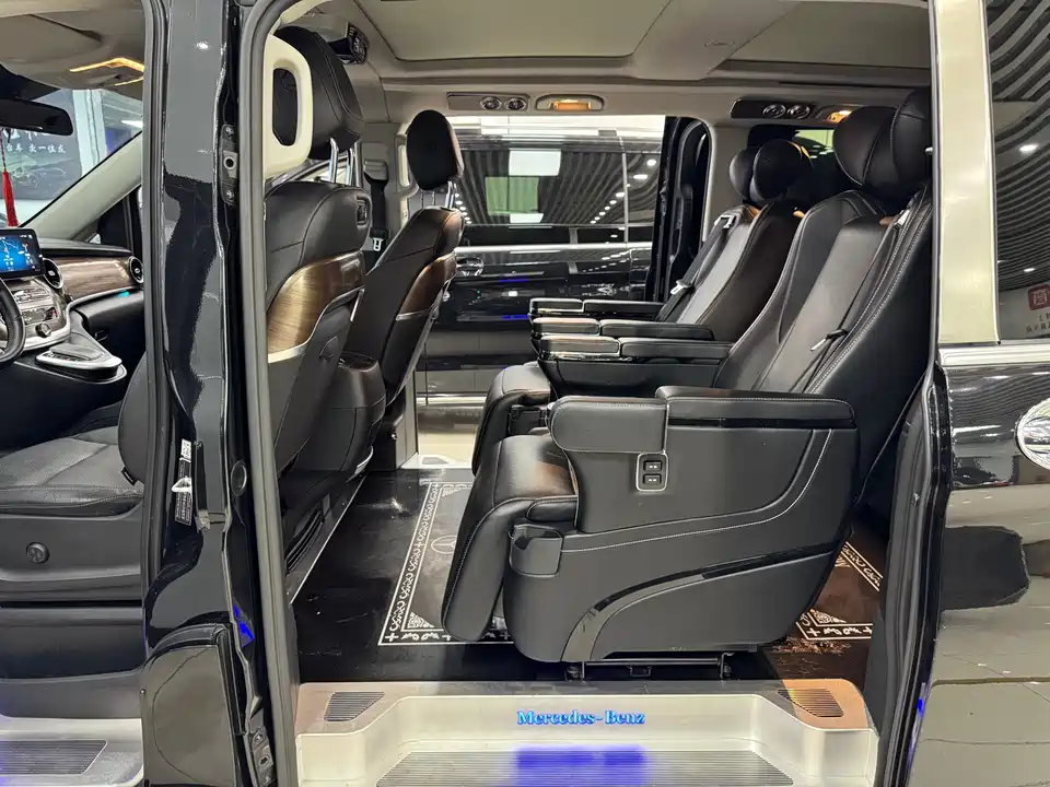 Mercedes-Benz V-class Mercedes-Benz V-class