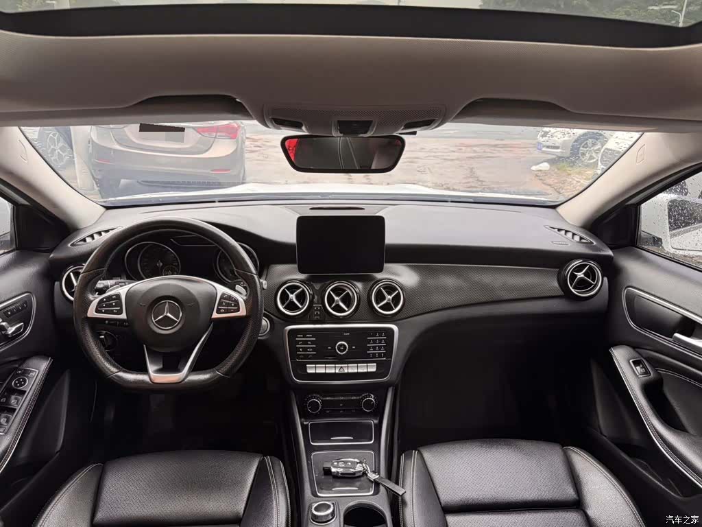 Mercedes-Benz GLA, 2019 6