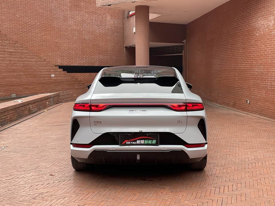BYD Song L EV