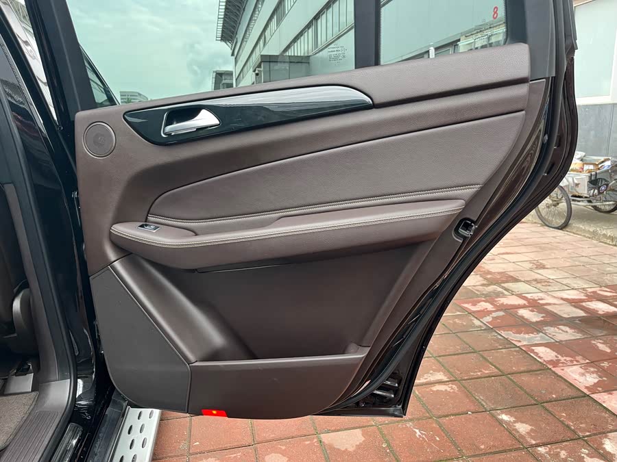 Mercedes-Benz GLS 2016, фото 29