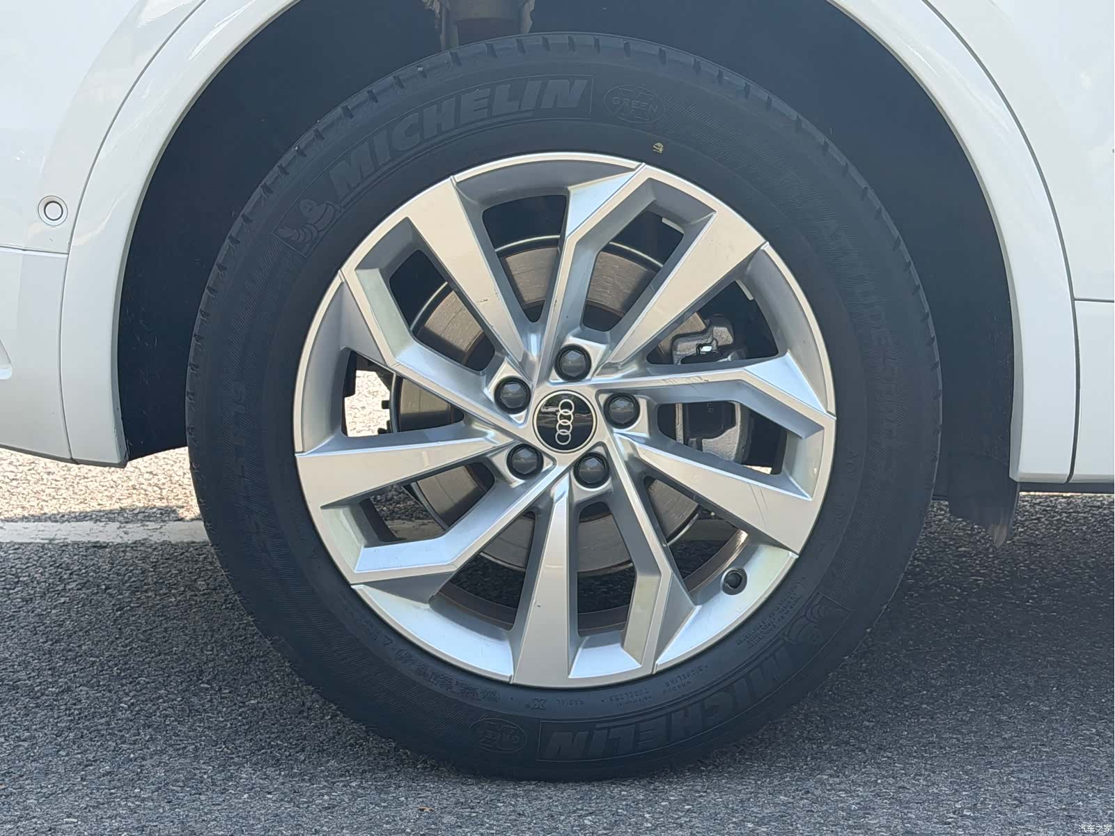 Audi Q5L, 2022 все фото