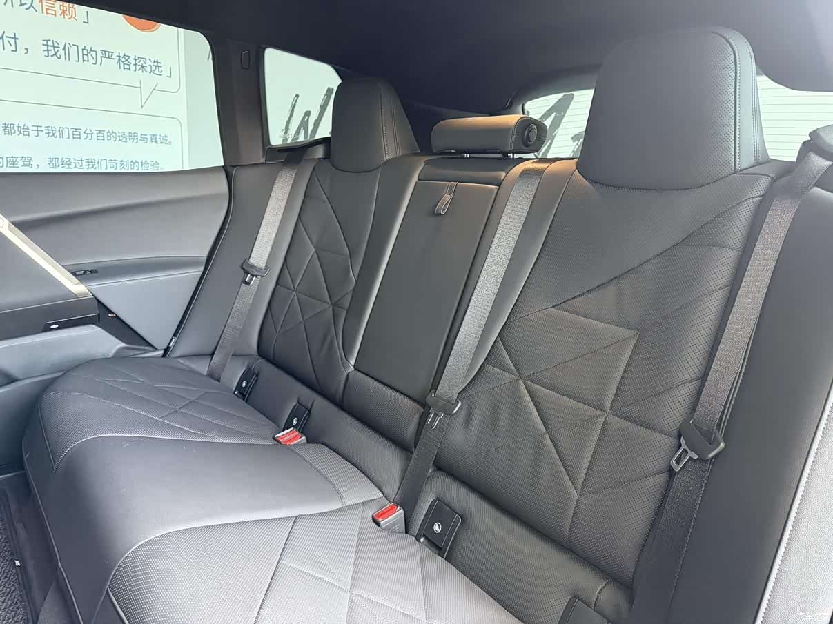 BMW iX, 2023 13