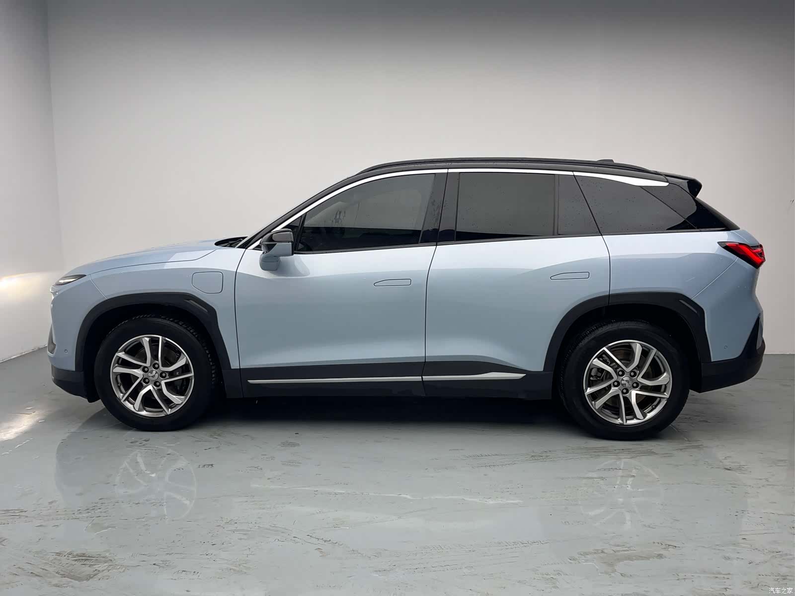 NIO ES6, 2021 10