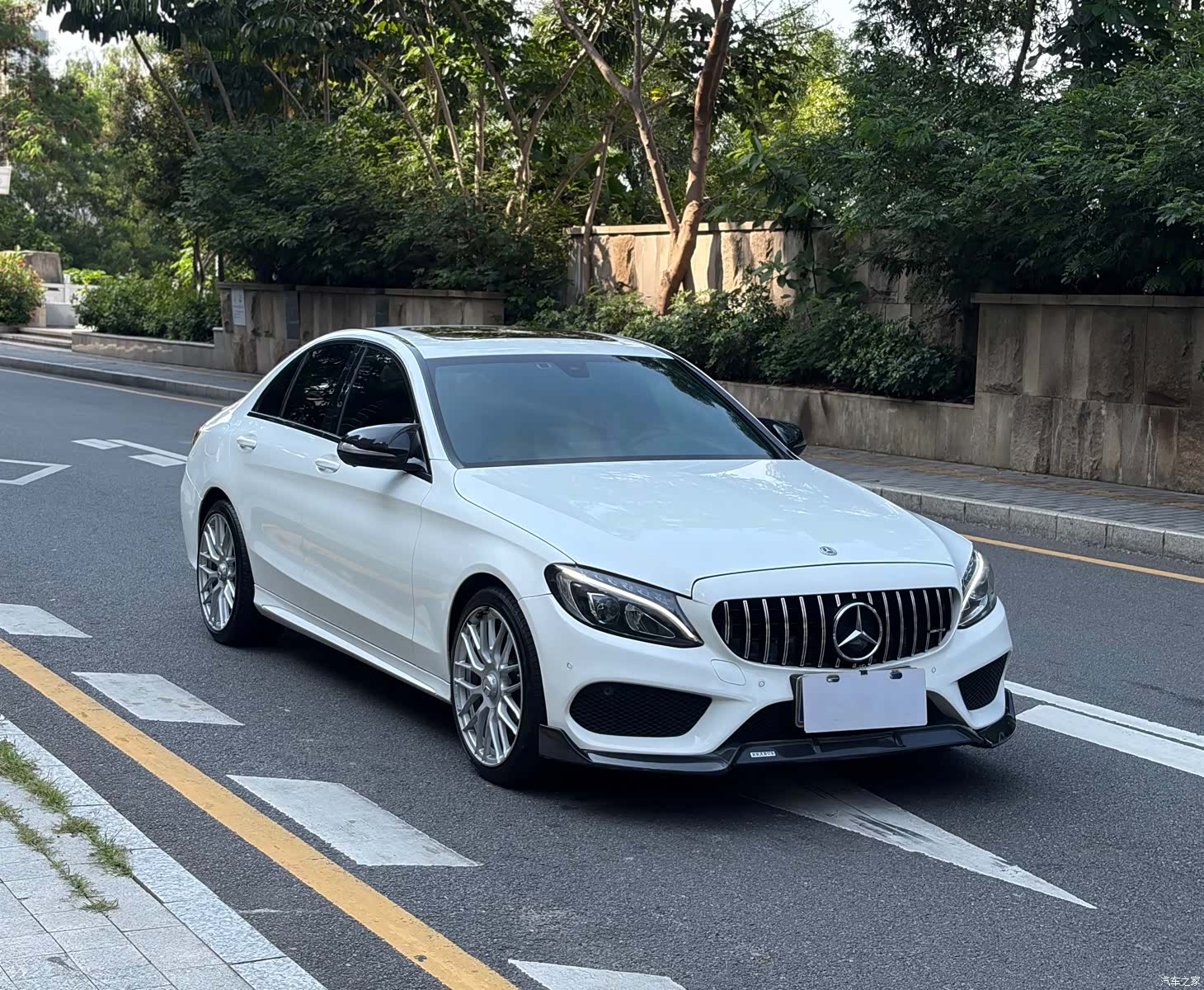 Mercedes-Benz C-Class, 2018 4
