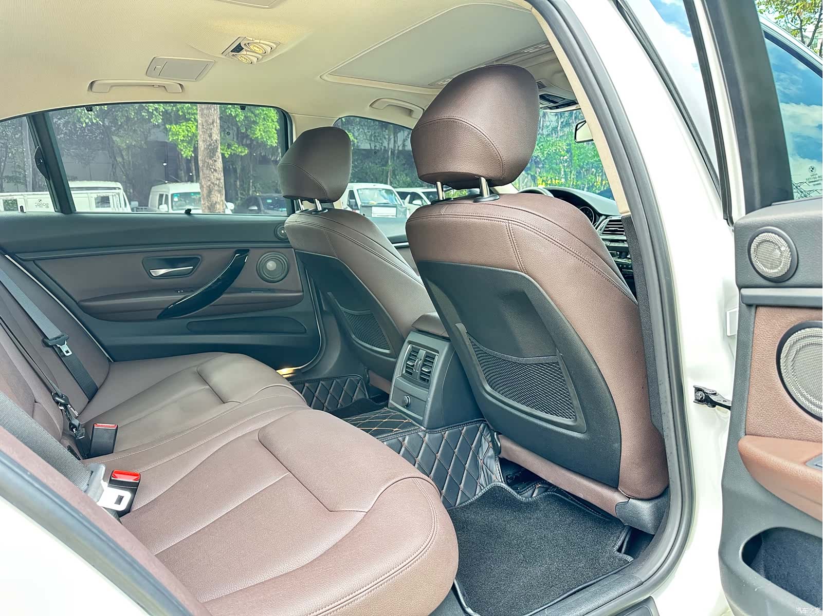 BMW 3 Series, 2018 7