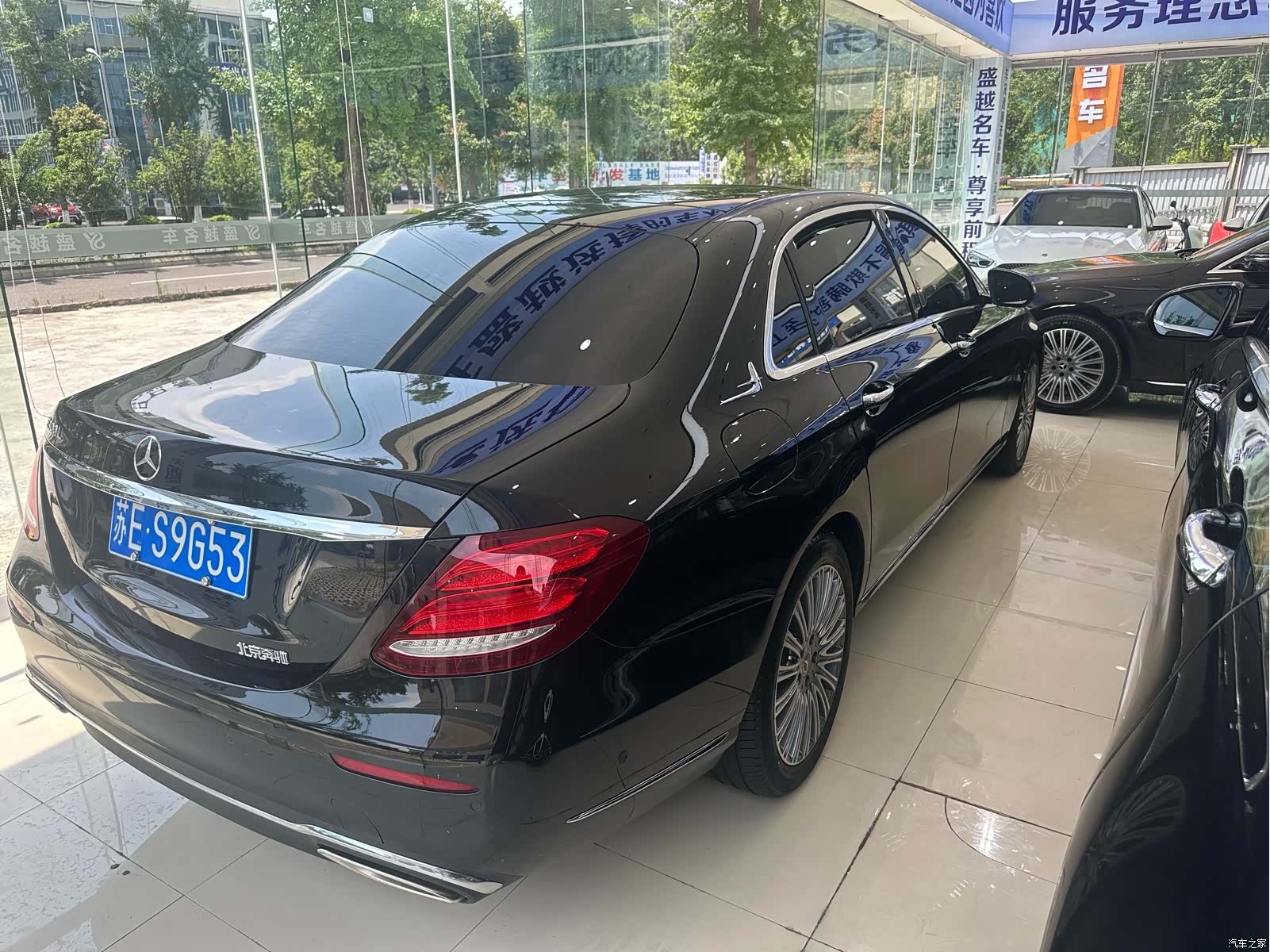 Mercedes-Benz E-Class, 2020 14