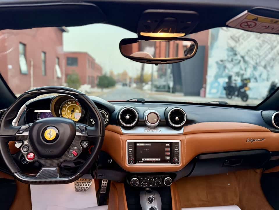 Ferrari California T