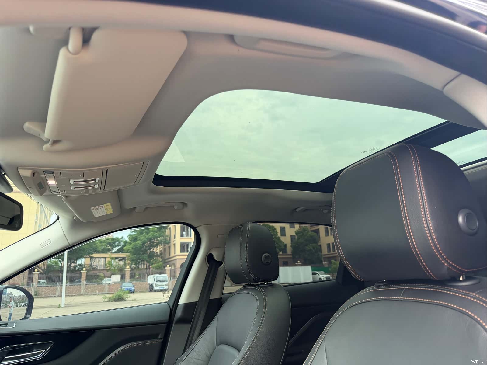 Jaguar F-PACE, 2018 19