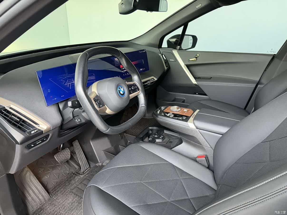 BMW iX, 2023 18