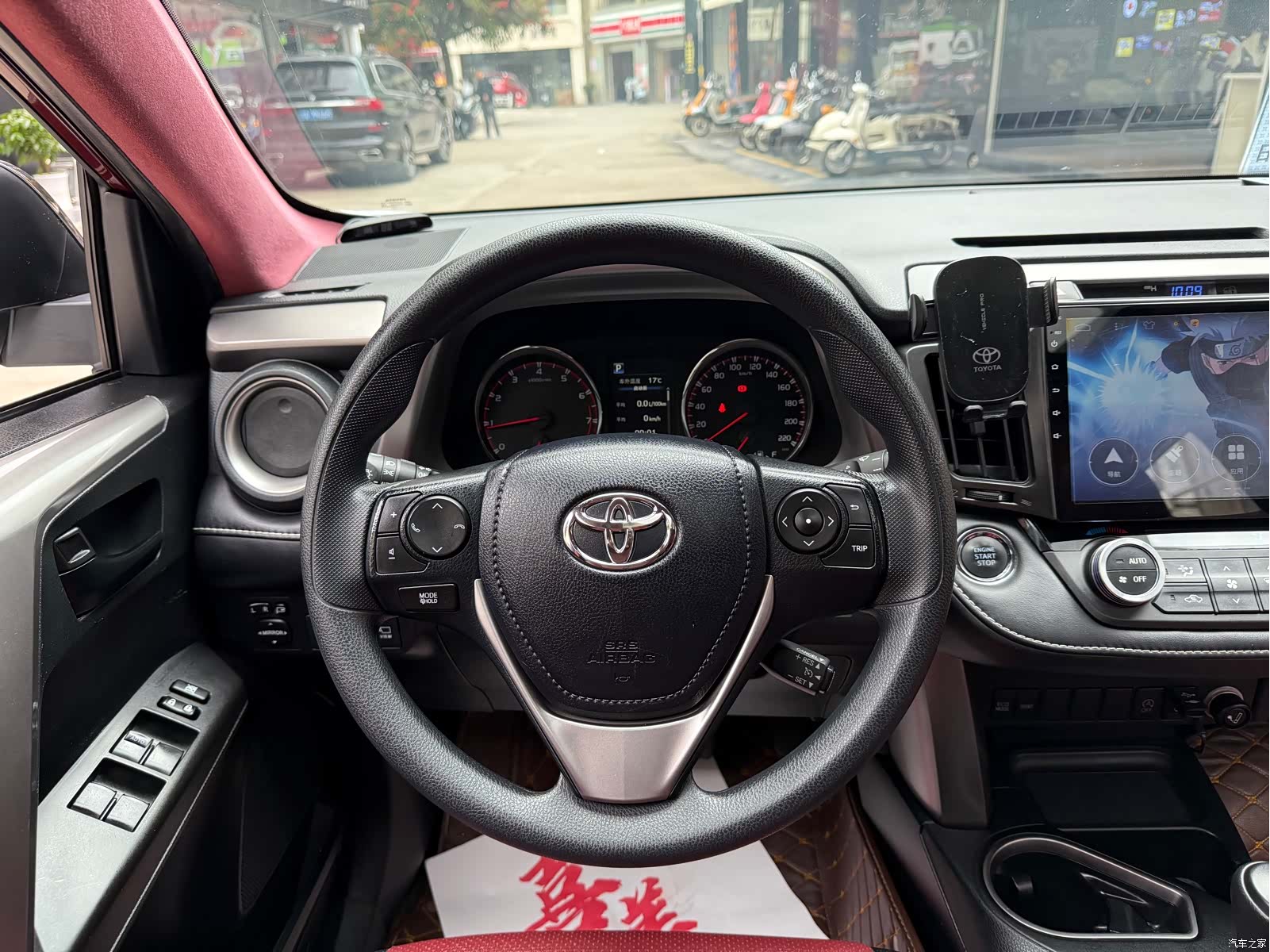 Toyota RAV4, 2019 11
