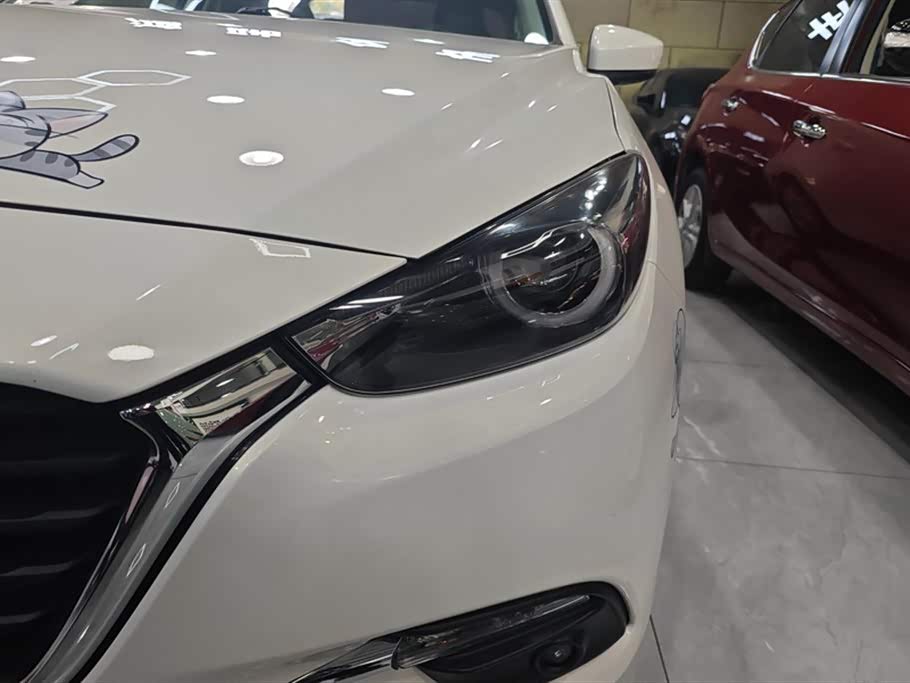 Mazda 3 Angkesaila