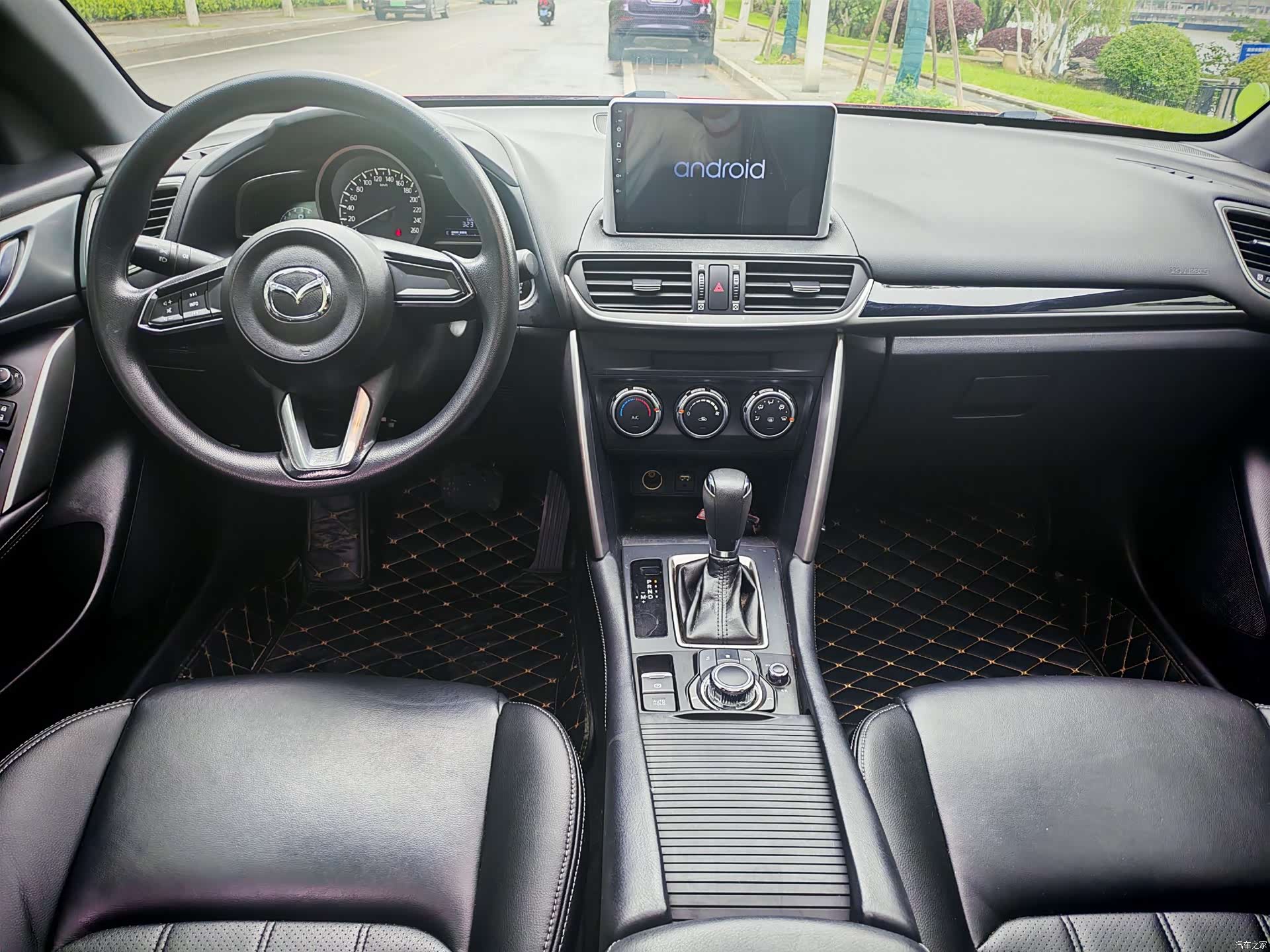 Mazda CX-4, 2018 13